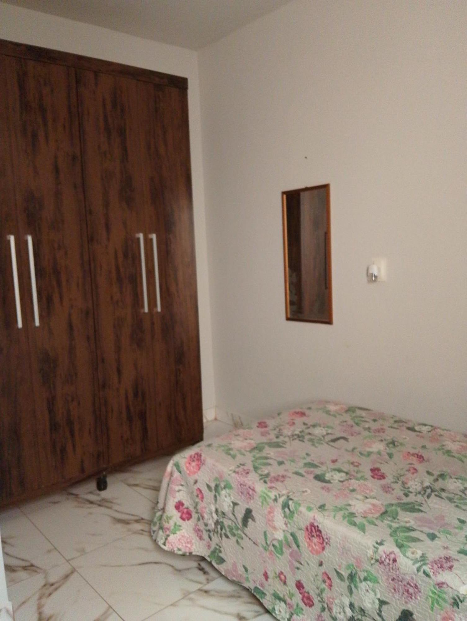 Casa Amarela Apartment Uberlândia Екстериор снимка