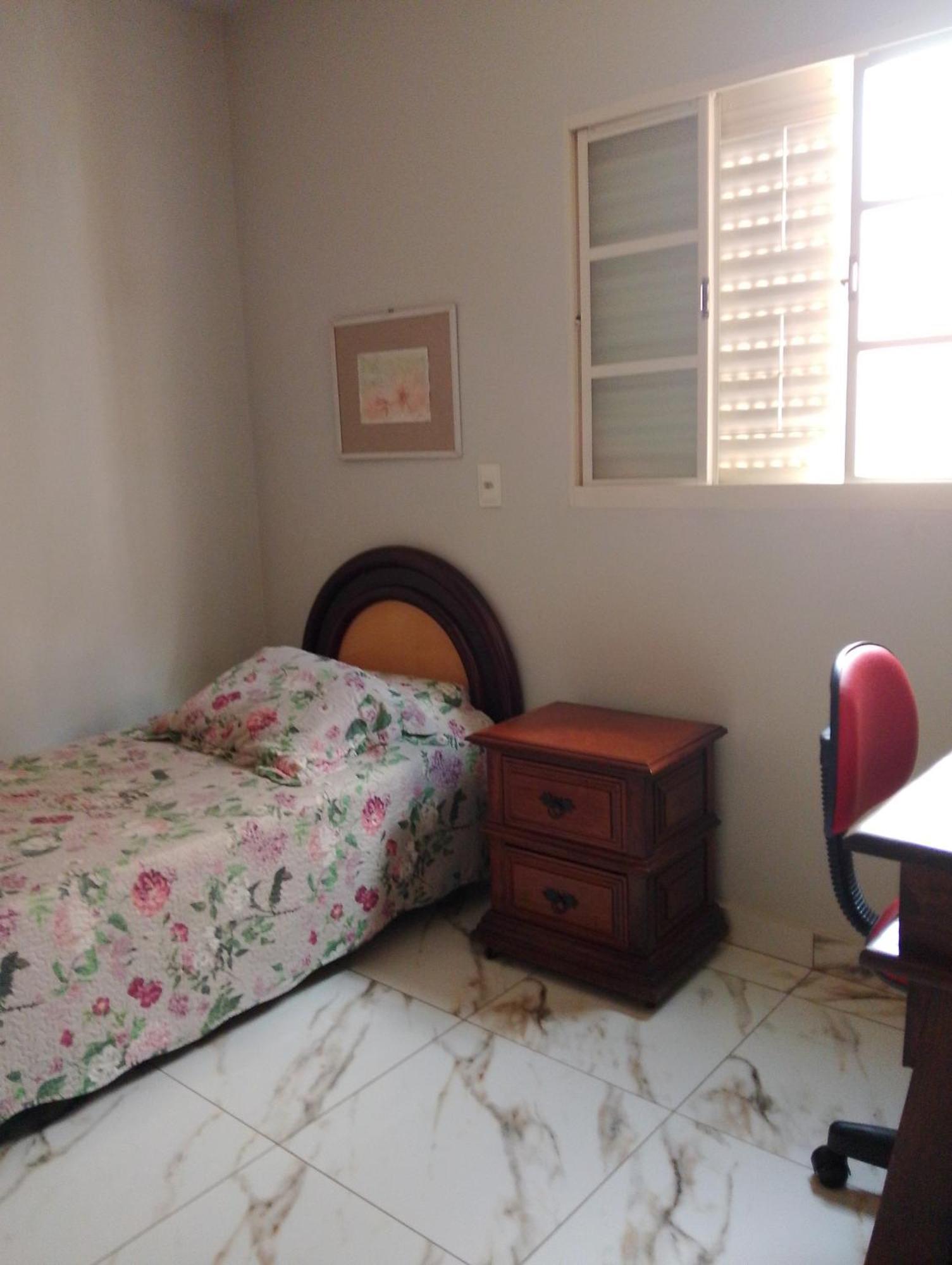 Casa Amarela Apartment Uberlândia Екстериор снимка